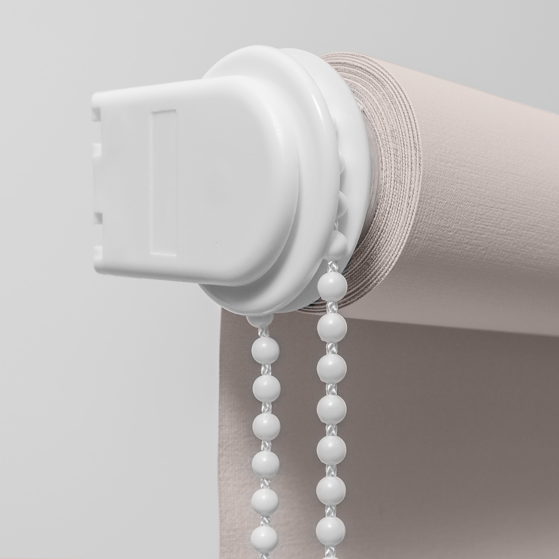 Nash Blackout Roller Blind Natural Mechanism