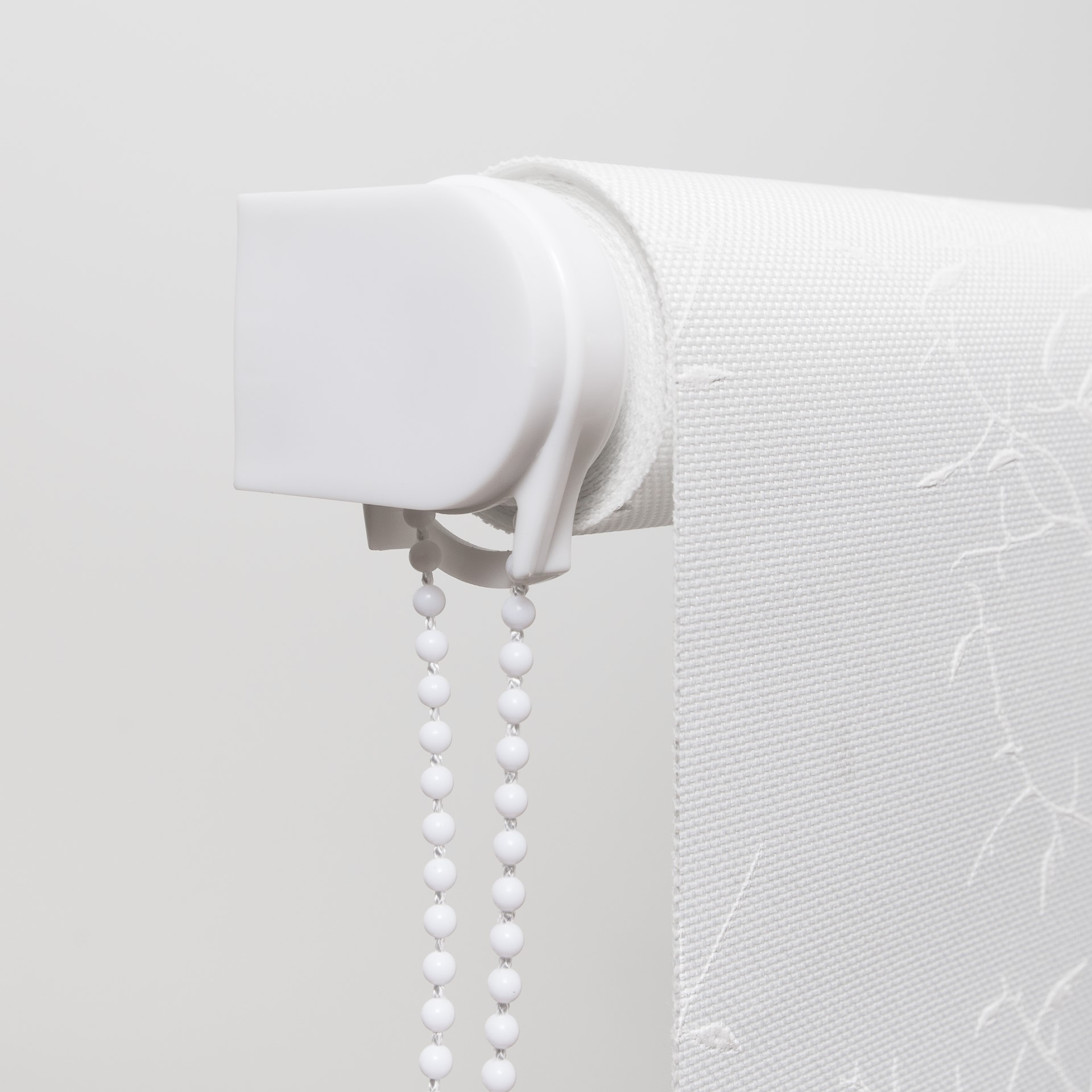 Ramas Screen Roller Blind White Mechanism Detail