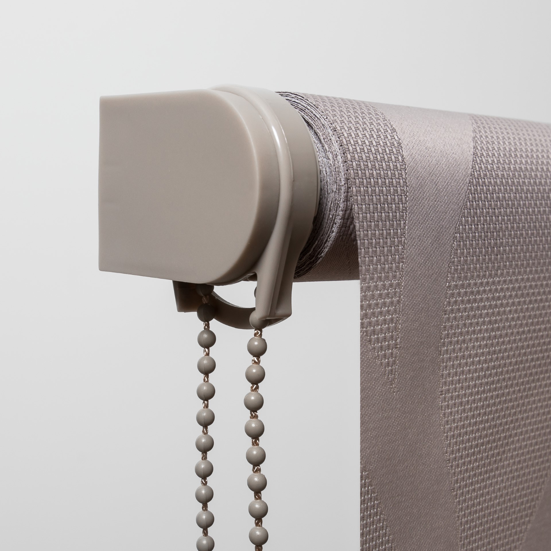 Maya Translucent Linen Roller Blind Beige Mechanism Detail