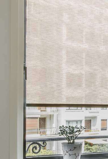 Petra Translucent Roller Blind Beige Decoration Detail
