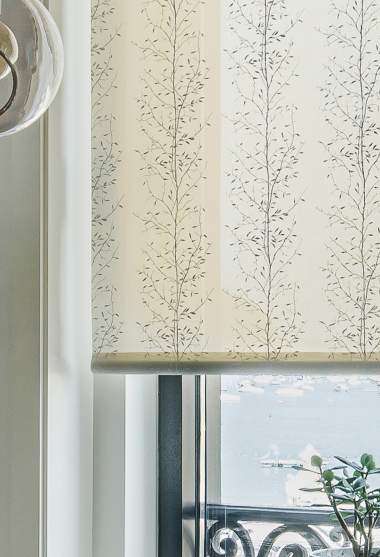 Ramas Screen Roller Blind Beige Decoration Detail