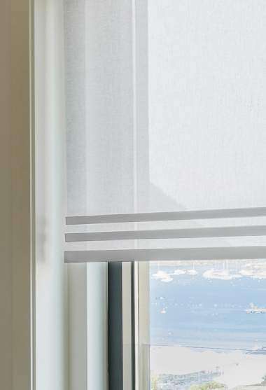 Opera Translucent Roller Blind White Decoration Detail
