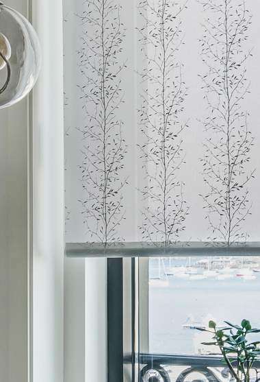 Ramas Screen Roller Blind Grey Decoration Detail