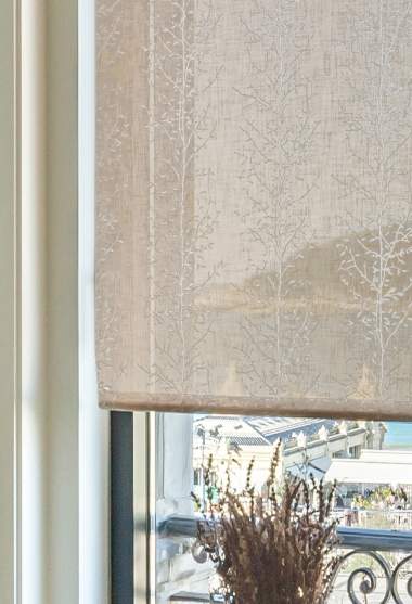 Estor enrollable Oasis Blanco detalle ventana